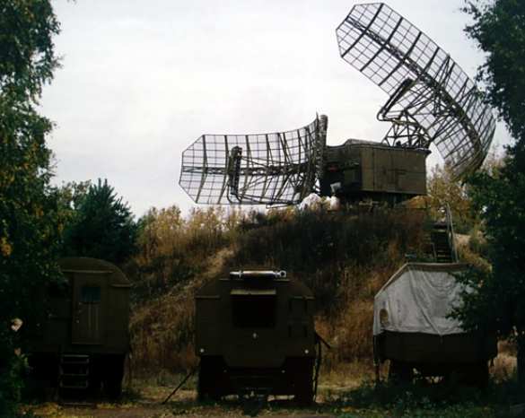 Небо над Луганском с каждым днем все чище: сожжена вторая РЛС Неизвестные подожгли радиолокационную станцию РЛС 35Д6: сожжена вторая РЛС | Русская весна