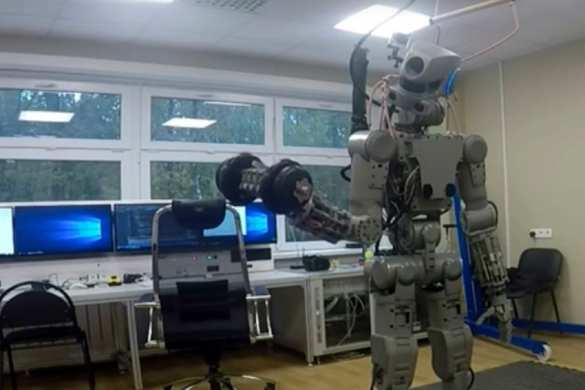 Рогозин представил робота-космонавта по имени Федор (ВИДЕО) | Русская весна