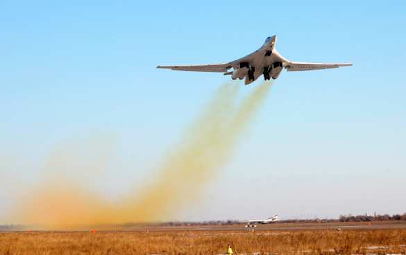 Российский бомбардировщик-невидимка против американского: в США сравнили боевые машины | Русская весна