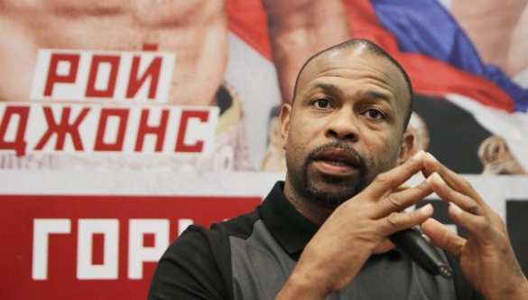 Боксер Рой Джонс встретится с лидером «Ночных волков» в Москве | Русская весна