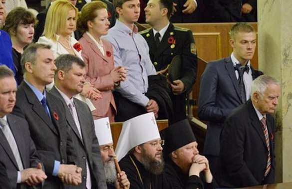 Депутаты Рады инициируют травлю Украинской православной церкви Московского Патриархата | Русская весна