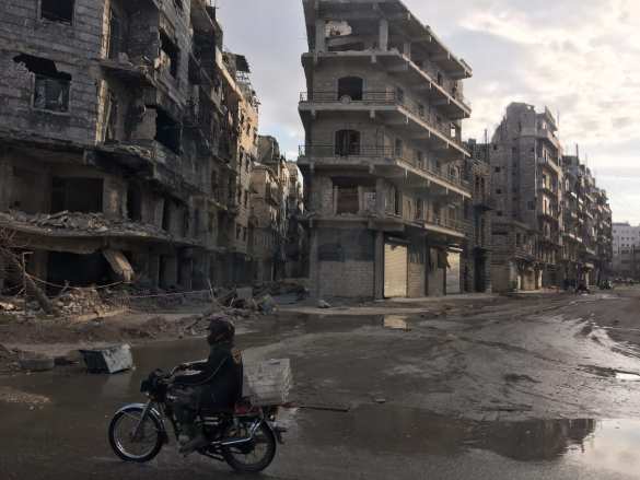 Сирийка рассказала РВ о жизни под властью ИГИЛ (ВИДЕО) | Русская весна