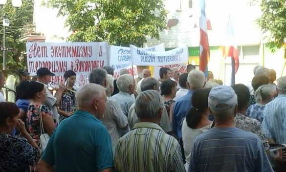 В Мукачево состоялся марш и митинг русинов против террора «Правого сектора», за мир и особый статус Закарпатья | Русская весна