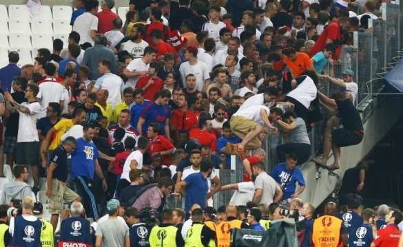 Ад в Марселе: англичане против русских (ФОТО, ВИДЕО) | Русская весна