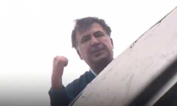 «Михо, который шалит на крыше»: в Сети смеются над Саакашвили (ФОТОЖАБЫ) | Русская весна