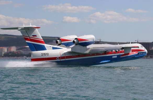Самолёты-амфибии Бе-200 оснастят российскими двигателями взамен украинских | Русская весна
