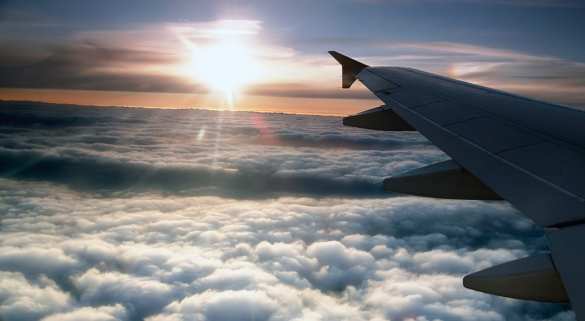 Итальянский пилот обещал устроить крушение пассажирского лайнера, если от него уйдет жена | Русская весна