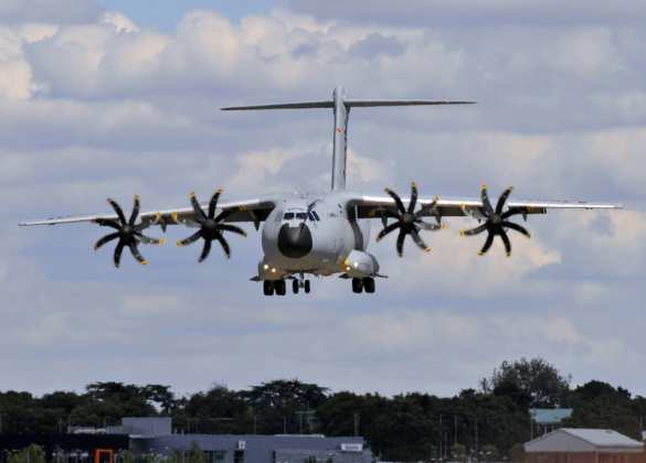 «Крайне досадный инцидент»: почему не летает новейший военно-транспортный самолёт Германии (ФОТО) | Русская весна