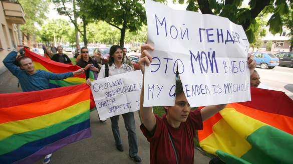 В Санкт-Петербурге полиция нежно гоняла чересчур политизированных геев (ФОТО, ВИДЕО) | Русская весна
