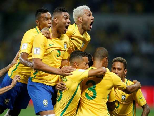 Футболисты сборной Бразилии отметили приезд в Россию водкой (ФОТО, ВИДЕО) | Русская весна