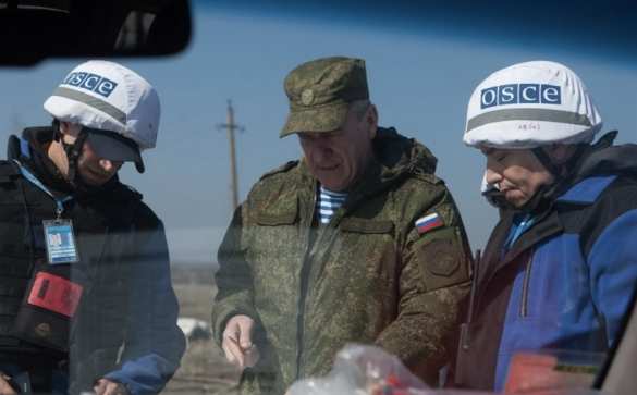 Как нацгвардия пытается выдавить российских военных с Донбасса (ФОТО) | Русская весна