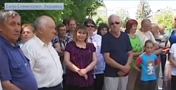 Спасибо Авакову: целый месяц бандиты безнаказанно грабят село под Киевом (ВИДЕО) | Русская весна