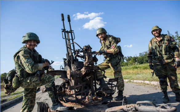 Сводка из Шахтёрска: спецназ Стрелкова защищает город | Русская весна
