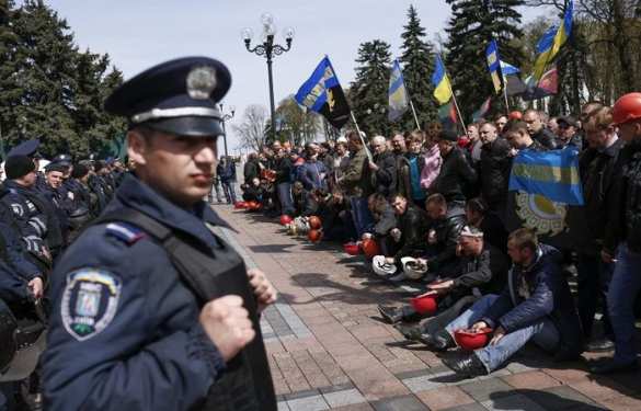 Шахтеры в Киеве вновь перекрыли Крещатик | Русская весна