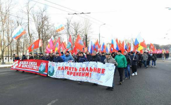 Память героев-десантников 6-й роты «Боевое Братство» почтило массовым шествием (ВИДЕО, ФОТО) | Русская весна