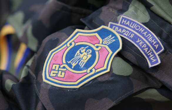 В Закарпатской Сваляве горизбирком взяли под охрану автоматчики | Русская весна