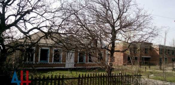 Жители Широкино хотят вернуться в пострадавшее от обстрелов ВСУ село, — администрация | Русская весна