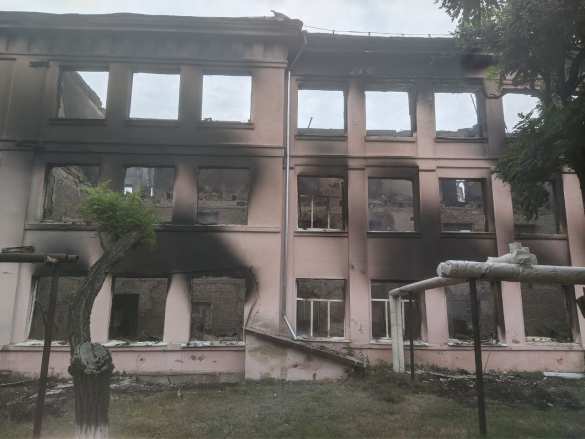 Была школа — нет школы: украинские боевики ведут огонь по ЛНР (ФОТО, ВИДЕО) | Русская весна