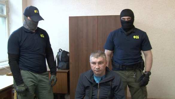 Опубликованы кадры доставки украинских шпионов из Крыма в Москву (ВИДЕО)  | Русская весна