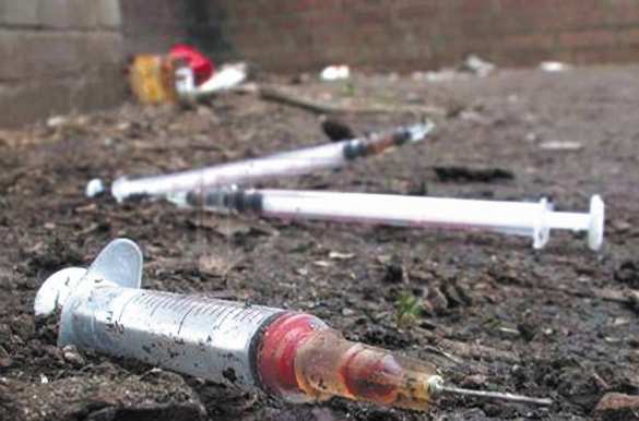 Это Украина: во Львовской области ребенок укололся ВИЧ-инфицированным шприцем во дворе детсада (ВИДЕО) | Русская весна