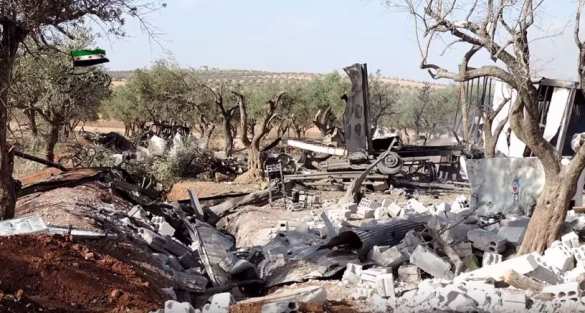 Российская авиация нанесла удар по штабу Центральной дивизии группировки Джейф аль-Фатихин (ВИДЕО, перевод) | Русская весна