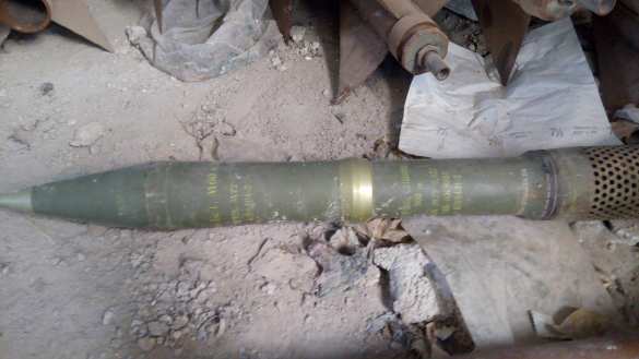 ФСБ: В ДНР найден тайник с иностранным оружием (ФОТО) | Русская весна