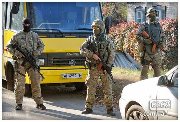 Пьяные «айдаровцы» жестоко избили мужчину, затащили в дом и подожгли | Русская весна