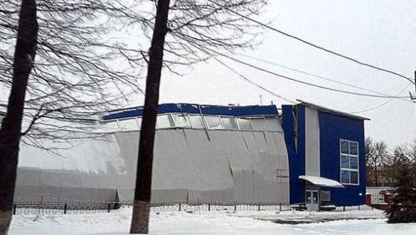 В Полтаве из-за снегопада рухнул спорткомплекс (ФОТО) | Русская весна