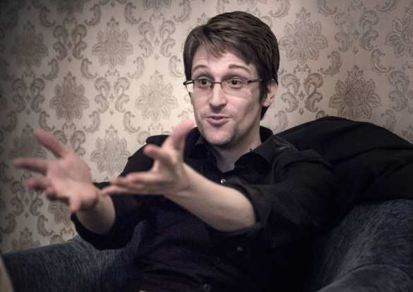 Сноуден отреагировал на инцидент с самолётом Ryanair в Минске | Русская весна