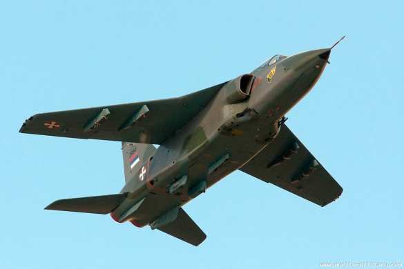 Сербия направила боевые самолёты к Косово (ВИДЕО)  | Русская весна