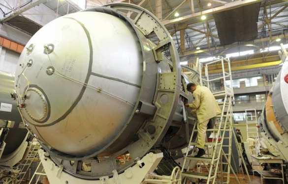 Сборка РН "Союз" По итогам 2014 года будет осуществлено рекордное число запусков ракет-носителей «Союз-2» (видео) | Русская весна
