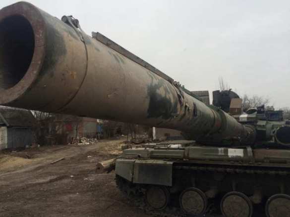 «Гвоздики» и «Акации»: ВСУ перебросили к линии фронта тяжёлую артиллерию | Русская весна