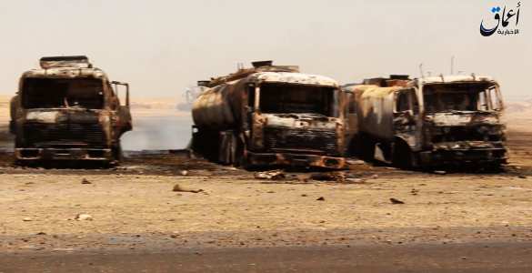 СРОЧНО: ИГИЛ публикует кадры — ВКС России сожгли бензовозы боевиков в Ракке (ФОТО, ВИДЕО) | Русская весна