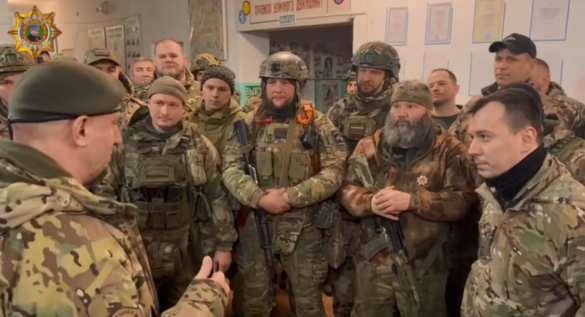 «Бросок через трубу»: подробности героической операции по прорыву к Судже через газопровод (ВИДЕО) | Русская весна