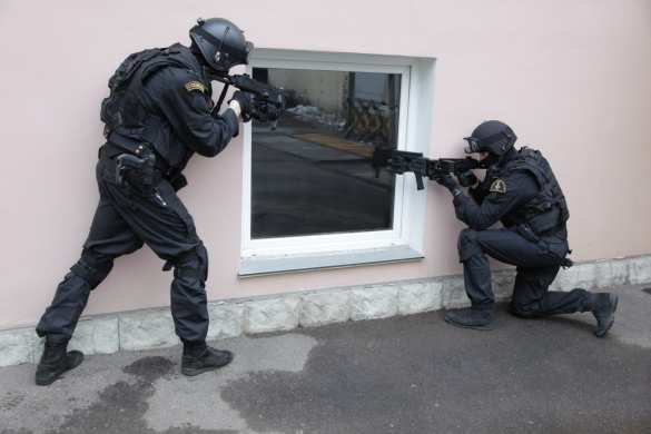 Обнаружен «Рэмбо» из Мытищ, устроивший 10-часовой бой со спецназом | Русская весна