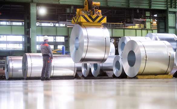 Посчитали — прослезились: на Украине оценили потери от пошлин на сталь | Русская весна