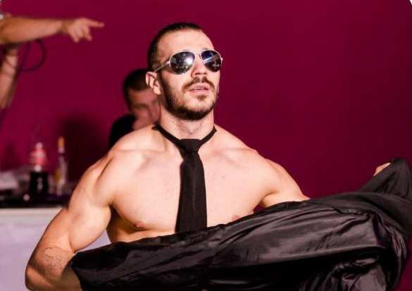 В селе на Волыни заказали стриптизёра на местный праздник (ФОТО) | Русская весна