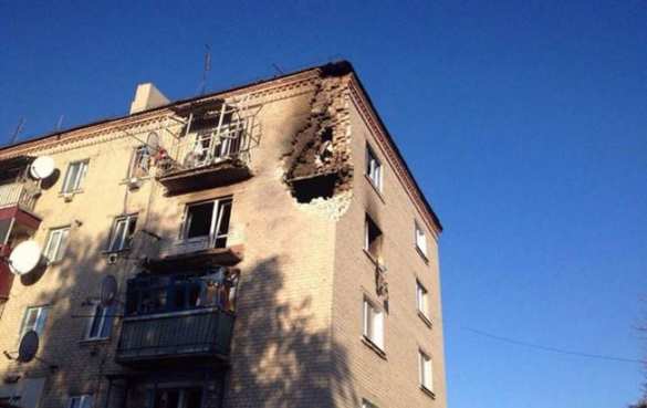 Сватово: пьяные украинские террористы, взрывы и разрушенные дома (ВИДЕО, ФОТО) | Русская весна