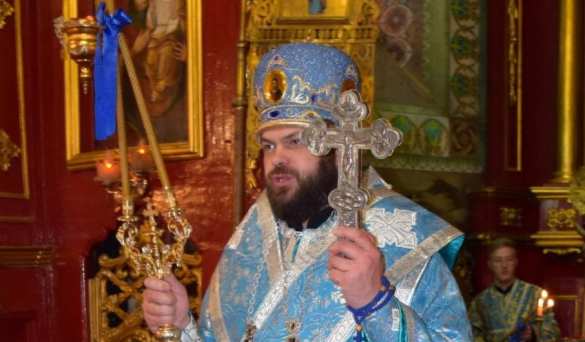 Алкоголь, девушки и драка: украинские священники устроили дебош в ночном клубе Тернополя (ВИДЕО) | Русская весна