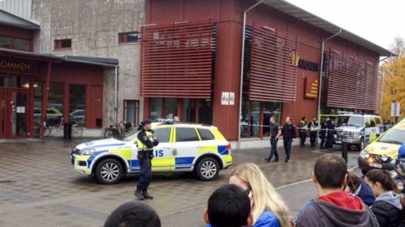 ПОДРОБНОСТИ: Пострадавший в результате резни в шведской школе ученик скончался в больнице | Русская весна