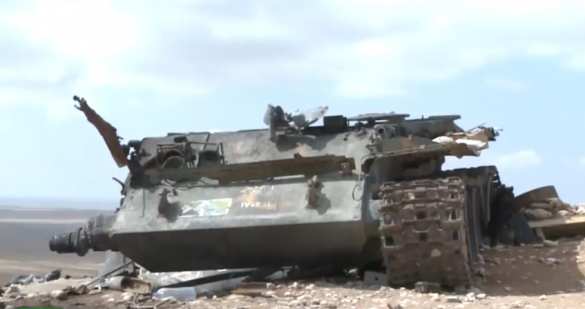 Пальмира: Сожженные танки ИГИЛ и тела детей-террористов (ВИДЕО) | Русская весна