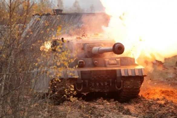 Минобороны ДНР: ВСУ совершили атаки из Троицкого и на Красный Партизан, потеряв 5 танков, 1 БМП, 1 САУ и до 40 бойцов (+ВИДЕО) | Русская весна