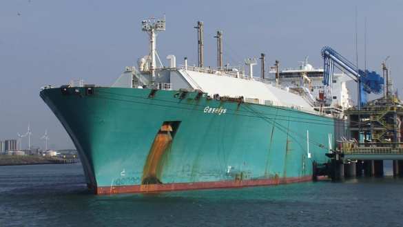 Названа причина разворота танкера с российским газом для США | Русская весна