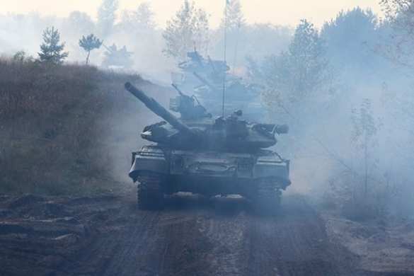 Танковая контратака на чернухинский блокпост (ВИДЕО +18) | Русская весна