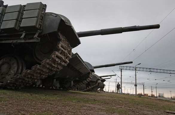 Минобороны ДНР: Враг продолжает атаки, основные цели — Донецк, аэропорт, Горловка, Енакиево, Докучавск | Русская весна