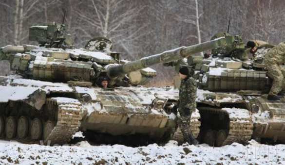 Украинские войска продолжают обстрелы аэропорта Донецка | Русская весна