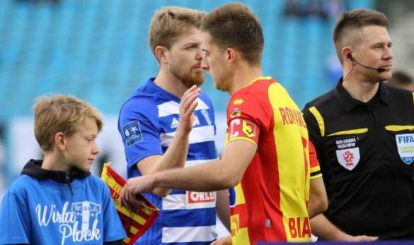 Бывший украинский футболист затаил обиду на соперника-поляка, который назвал его «бандеровцем» (ВИДЕО) | Русская весна