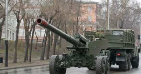 Киев перебросил к фронту ствольную артиллерию и боеприпасы | Русская весна