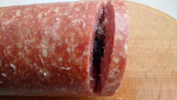 Не для слабонервных: в магазине Тернополя купили колбасу с мышью (ФОТО) | Русская весна