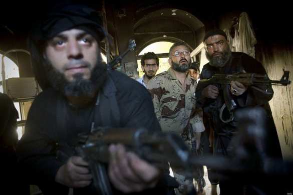 Яростные бои между ИГИЛ и «ан-Нусрой» у сирийско-ливанской границы привели к большим потерям у террористов | Русская весна